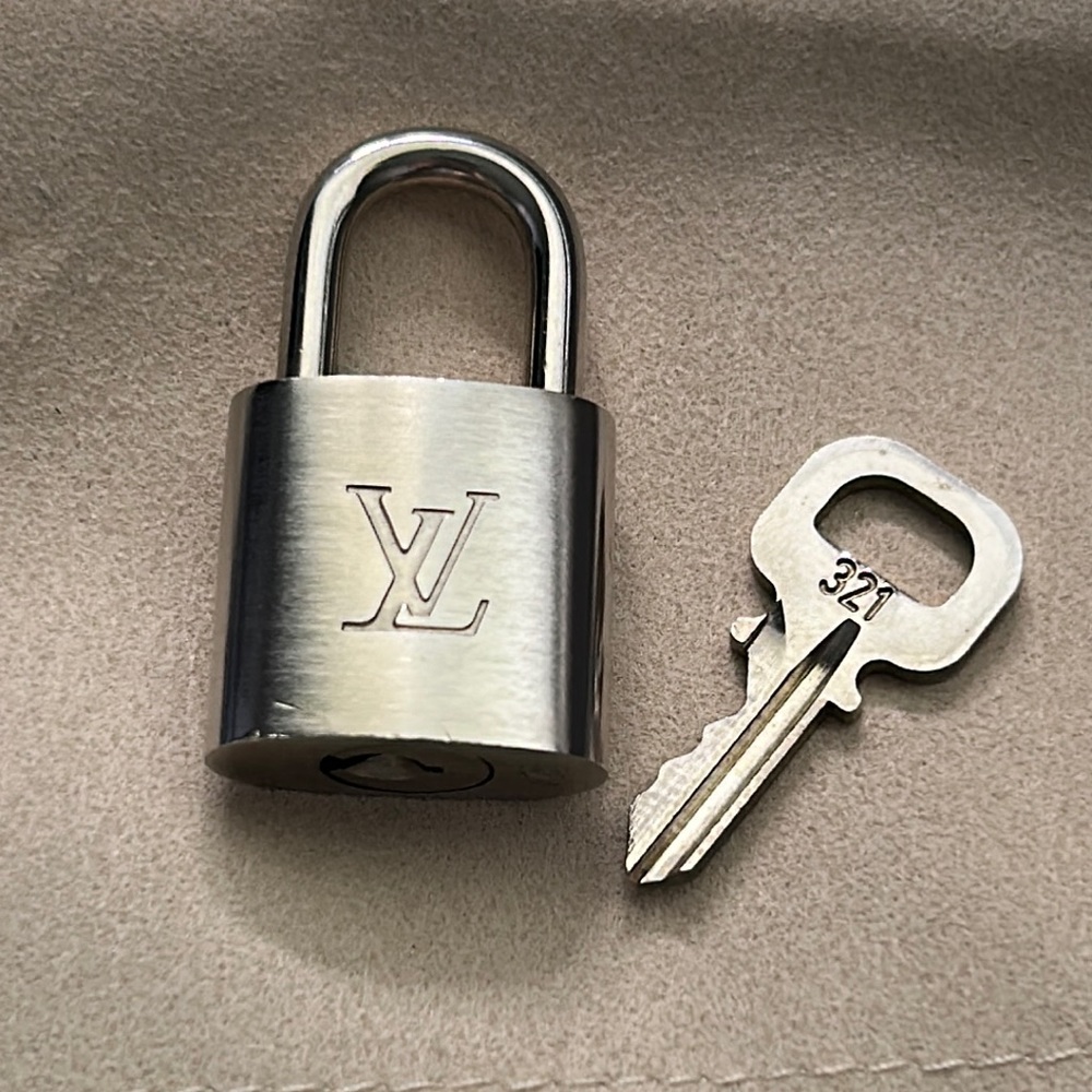Authentic Silver Lv Lock & Key #321 - image 1